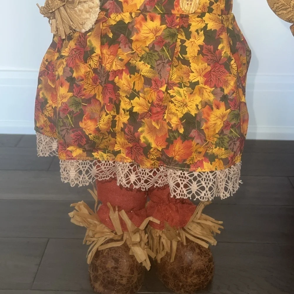 Scarecrow girl large figurine statue